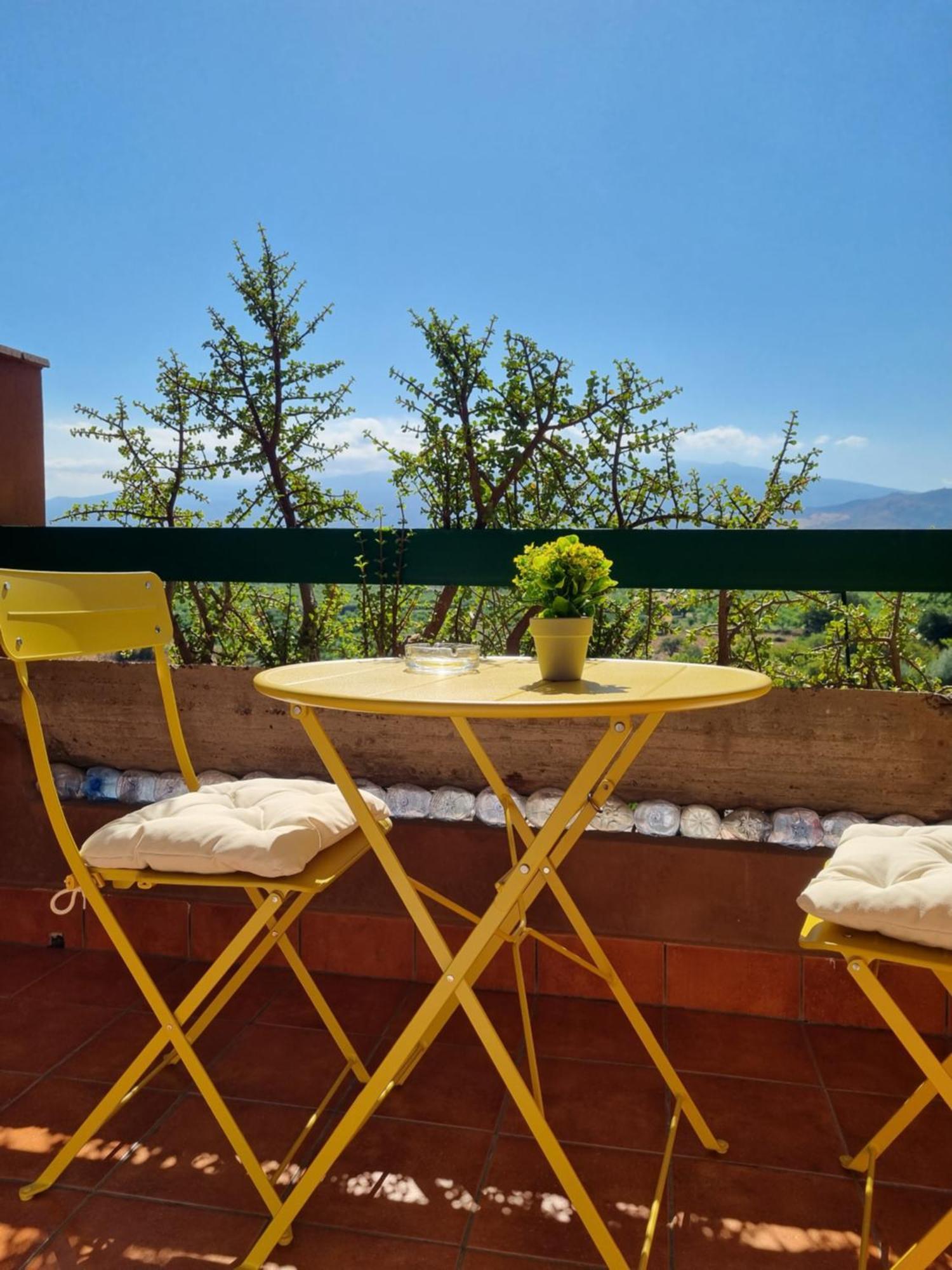 Appartamento Les Roches Noires Giardini-Naxos Exterior foto